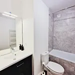 شقة Charming With Panoramic Seine River & Eiffel Tower Views إيفري سور سين