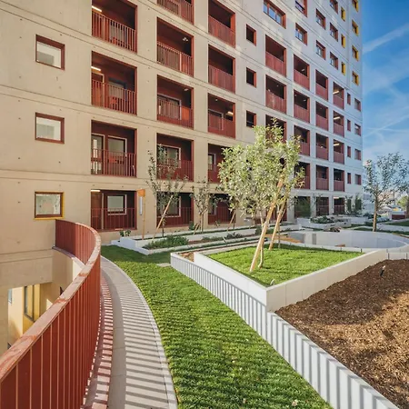 Charming With Panoramic Seine River & Eiffel Tower Views شقة